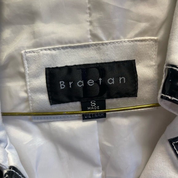 Breatan white jacket - Picture 2 of 3